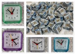Grosser Posten Mini Square Wecker diverse Farben neu