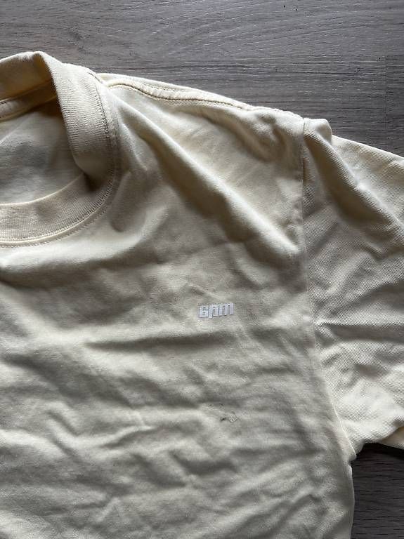 T-shirt: 6pm Tshirt – Usato da Basel venduto da pau_s6pv 2