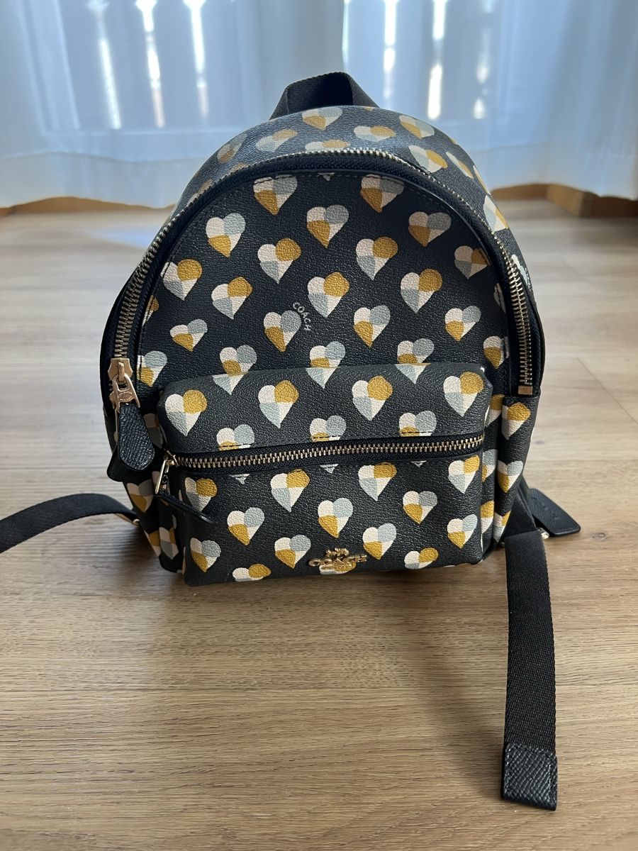 Coach Zaini: Süsser Coach Rucksack mit Herzchen Muster – Usato da Bad Zurzach venduto da Heugumper7 5