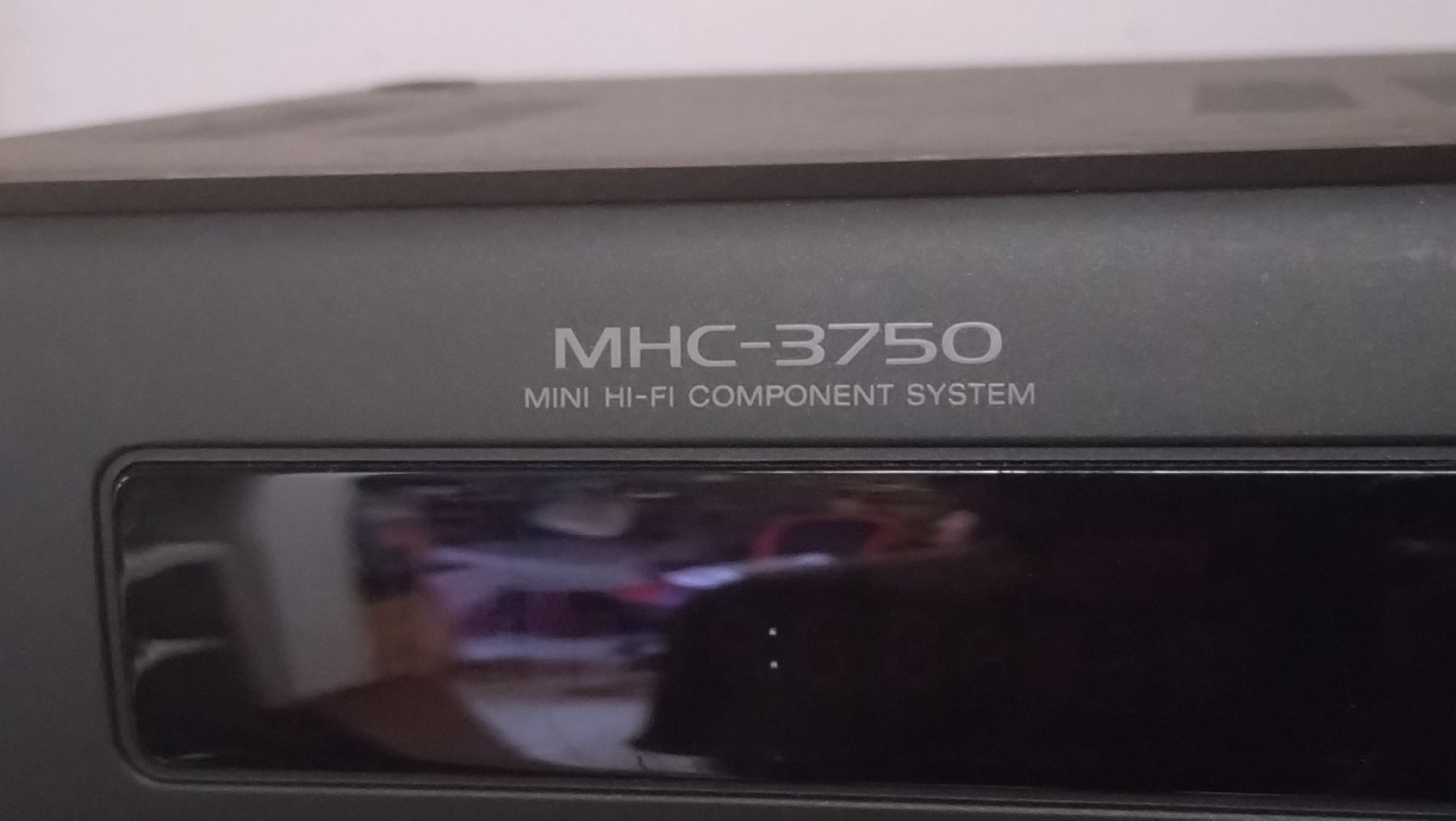 Sony Multimediaplayer & Streamer: Système Hi-Fi Sony MHC-3750  – Defekt aus Farvagny-le-Grand von LaCaverne 1