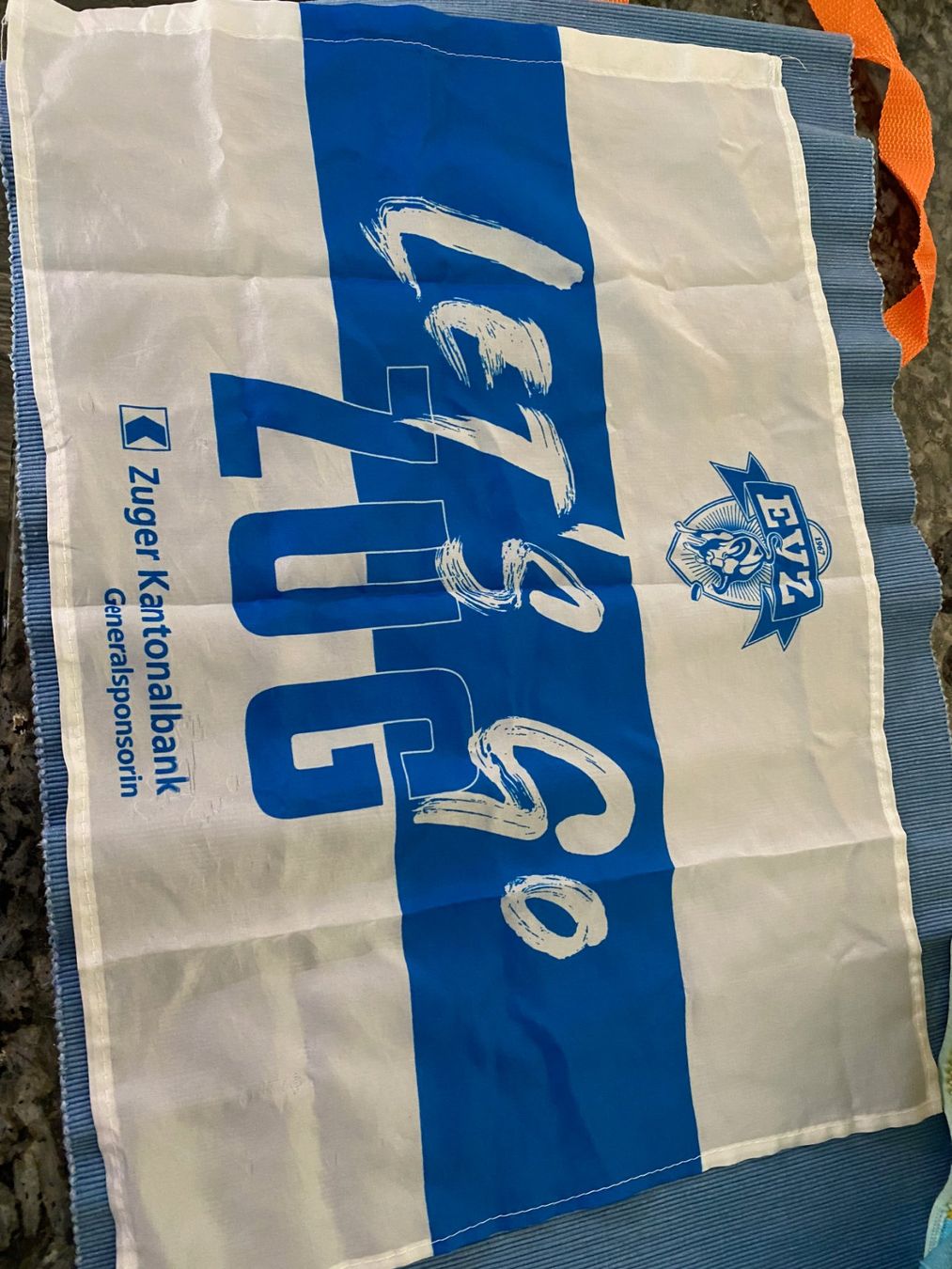 Fahnen: EVZ Lets Go ZUG   ca 40x59cm – Neu (gemäss Beschreibung) aus Allenwinden von Obalu 2