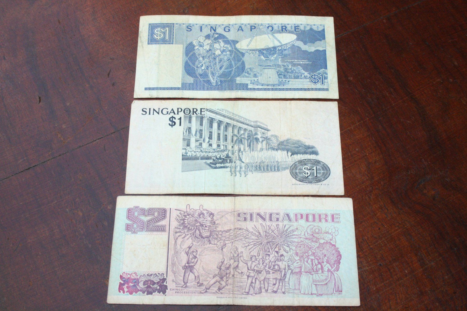 Banknoten: Singapour lot 3  billets – Gebraucht aus Cormondrèche von Hermes.monnaies 1