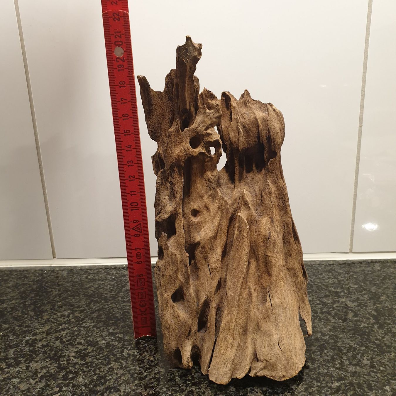 Articoli in legno: Holzwurzel, 21x13cm, 819g – Usato da Neuendorf venduto da DeSiriA 7