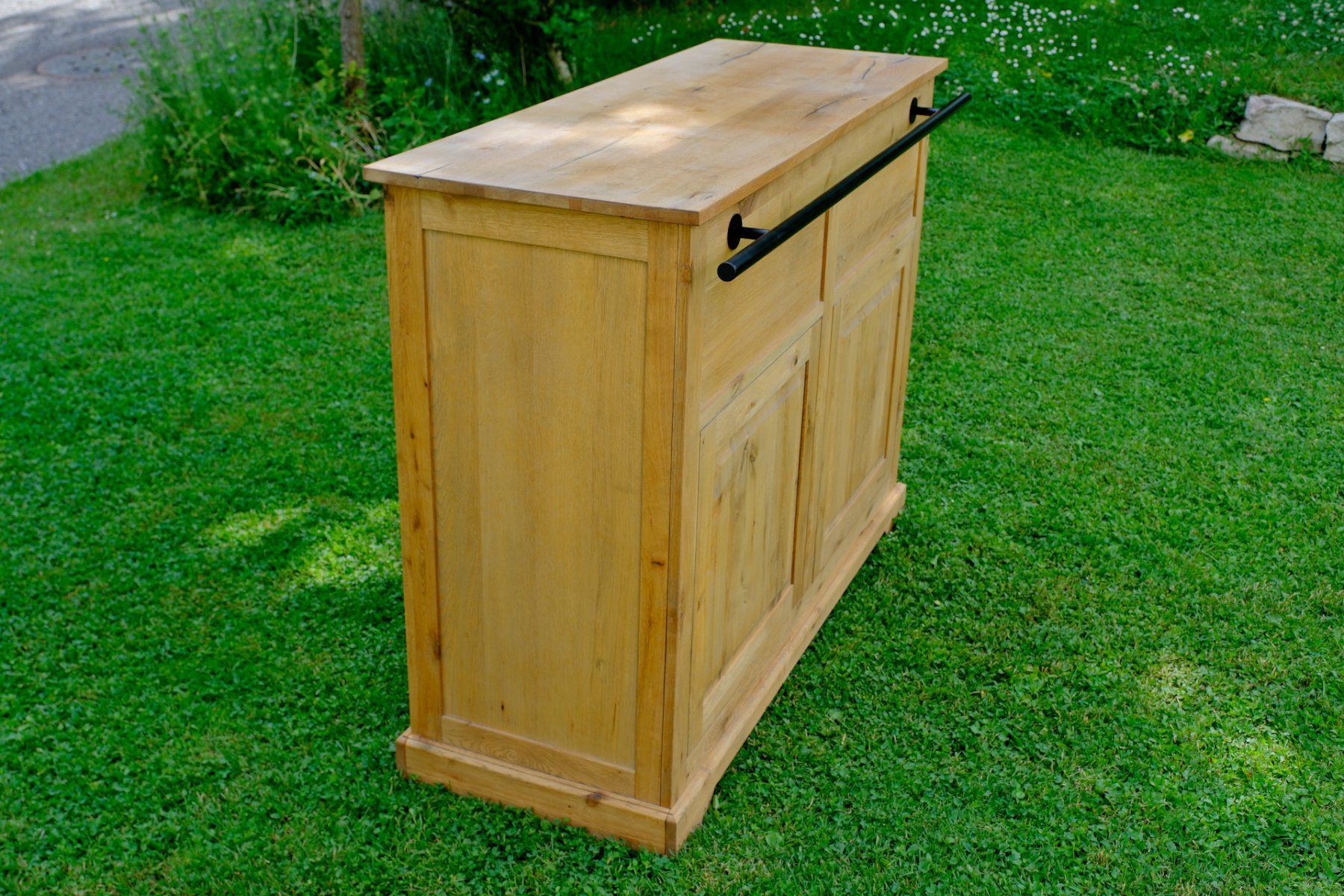 Allestimento di negozi e stand fieristici: Barschrank Eiche Massivholz – Usato da Wittnau venduto da soar-high 2