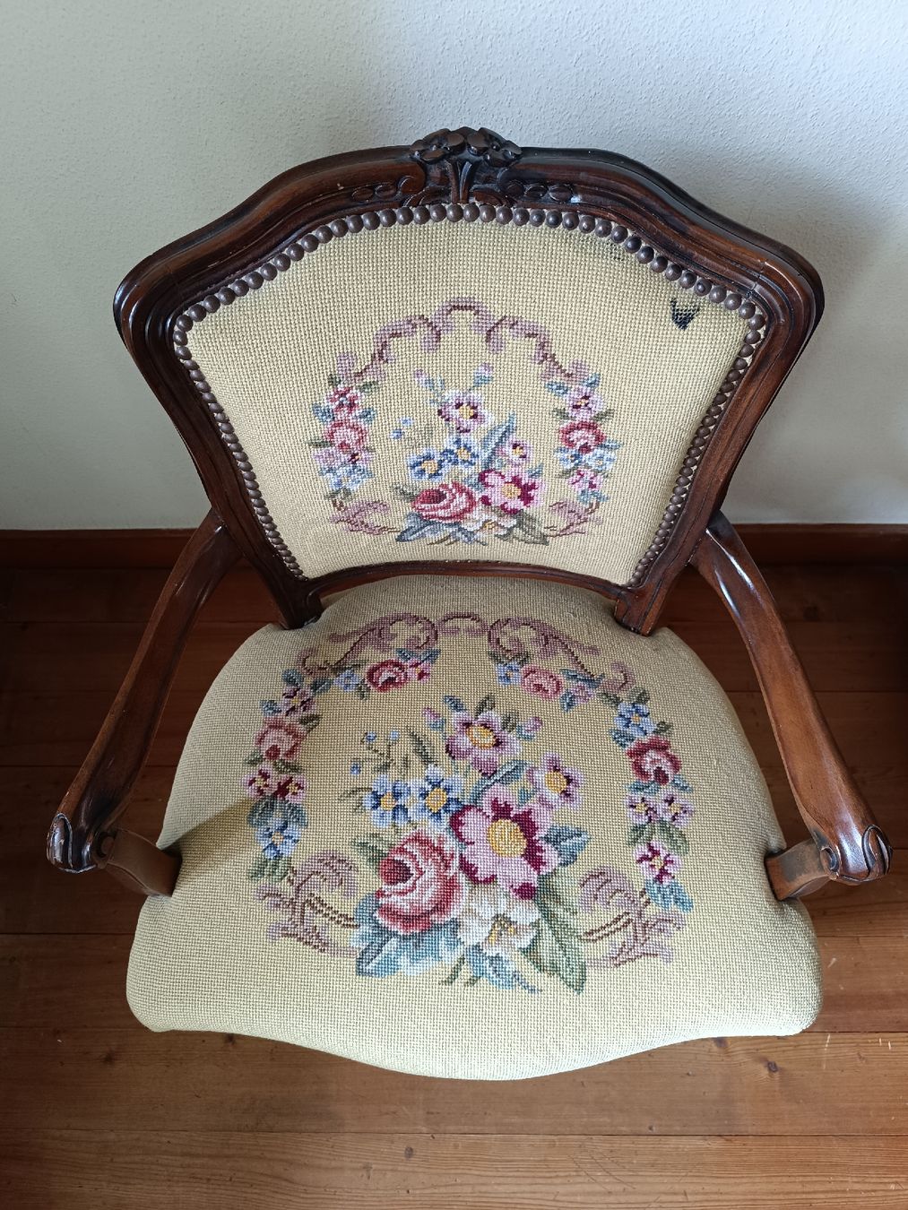 Poltrone: Fauteuil style Louis XV – Usato da Cossonay-Ville venduto da Aryann34 1