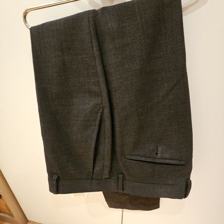 McNeal Stoffhose Modell Greg grau Grösse 24 neuwertig