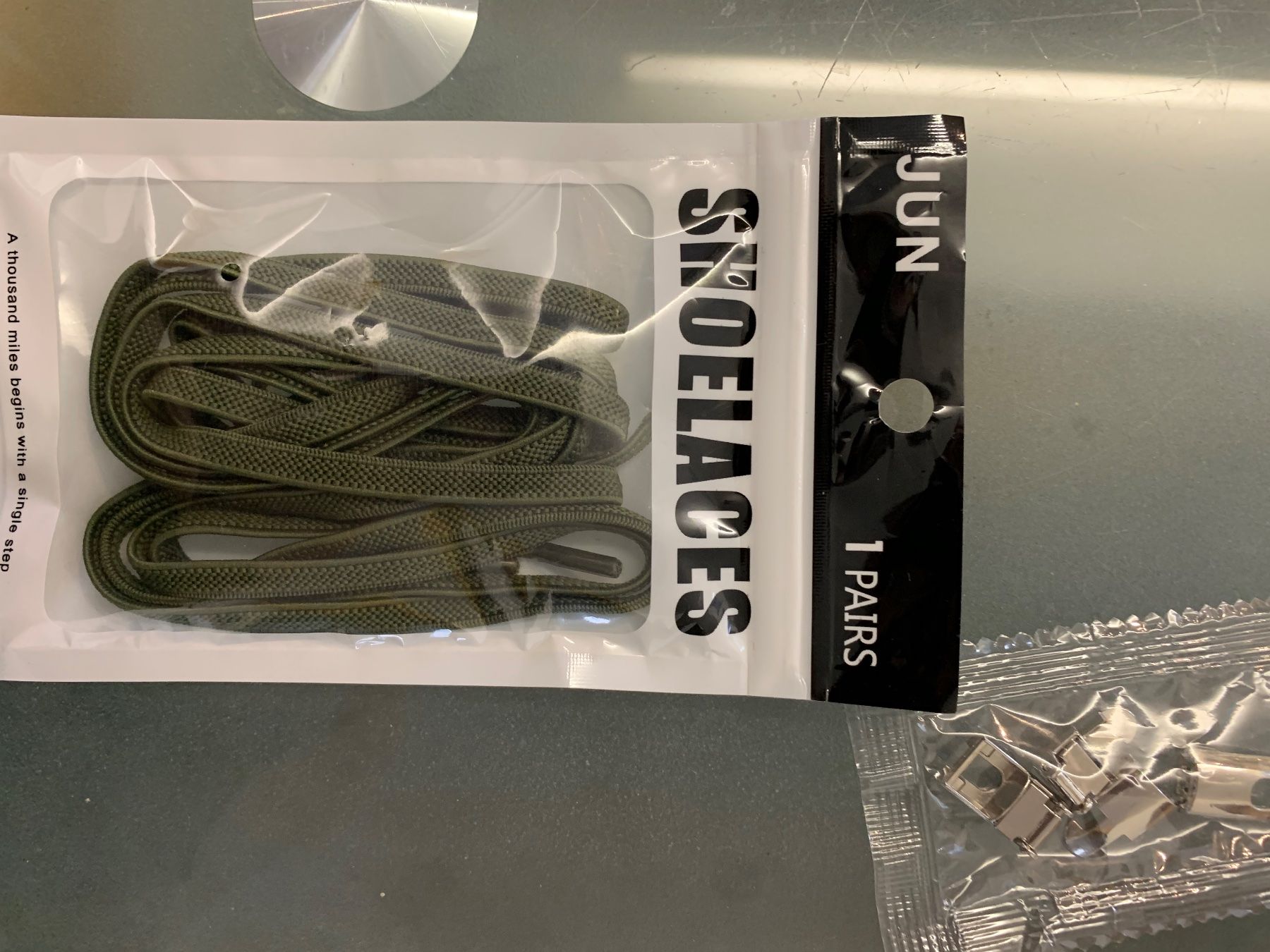 Herrenschuhe: 2er Pack Elastische Sneakers Schuhbändel – Neu und originalverpackt aus Rorschach von lobosch1 1