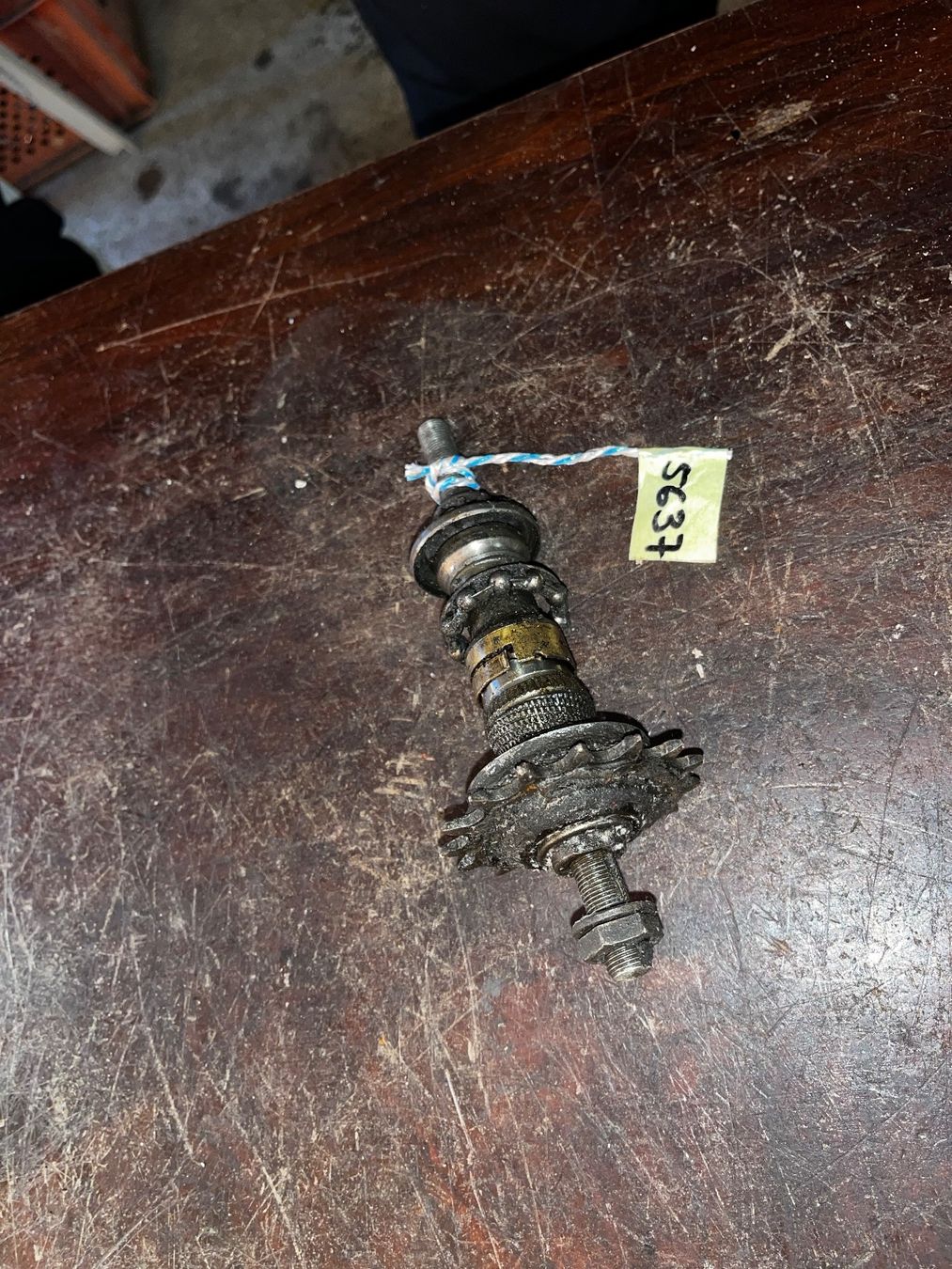 Sachs Parti ricambio per ciclomotori: Mofa Rücktritt Hinterrad Achse – Usato da Fahrni b. Thun venduto da berger_tuning34 1