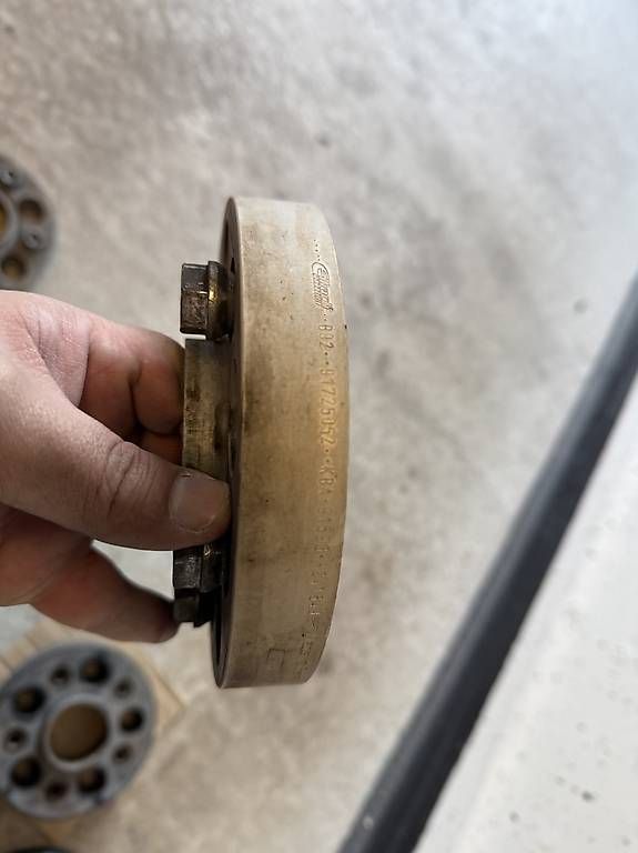 Tutti pezzi di ricambio auto: Cales élargissement 25mm – Usato da Sion venduto da eir_b677 1