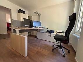 Schreibtische: Bureau de direction assis-debout  – Gebraucht aus Renan BE von laureR