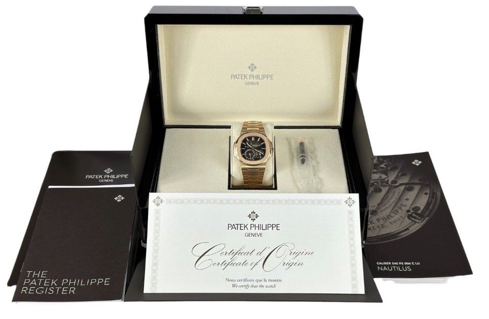 Patek Philippe Orologi: Patek Philippe Nautilus 5712/1R – Usato da Zürich venduto da Watches-Co. 4
