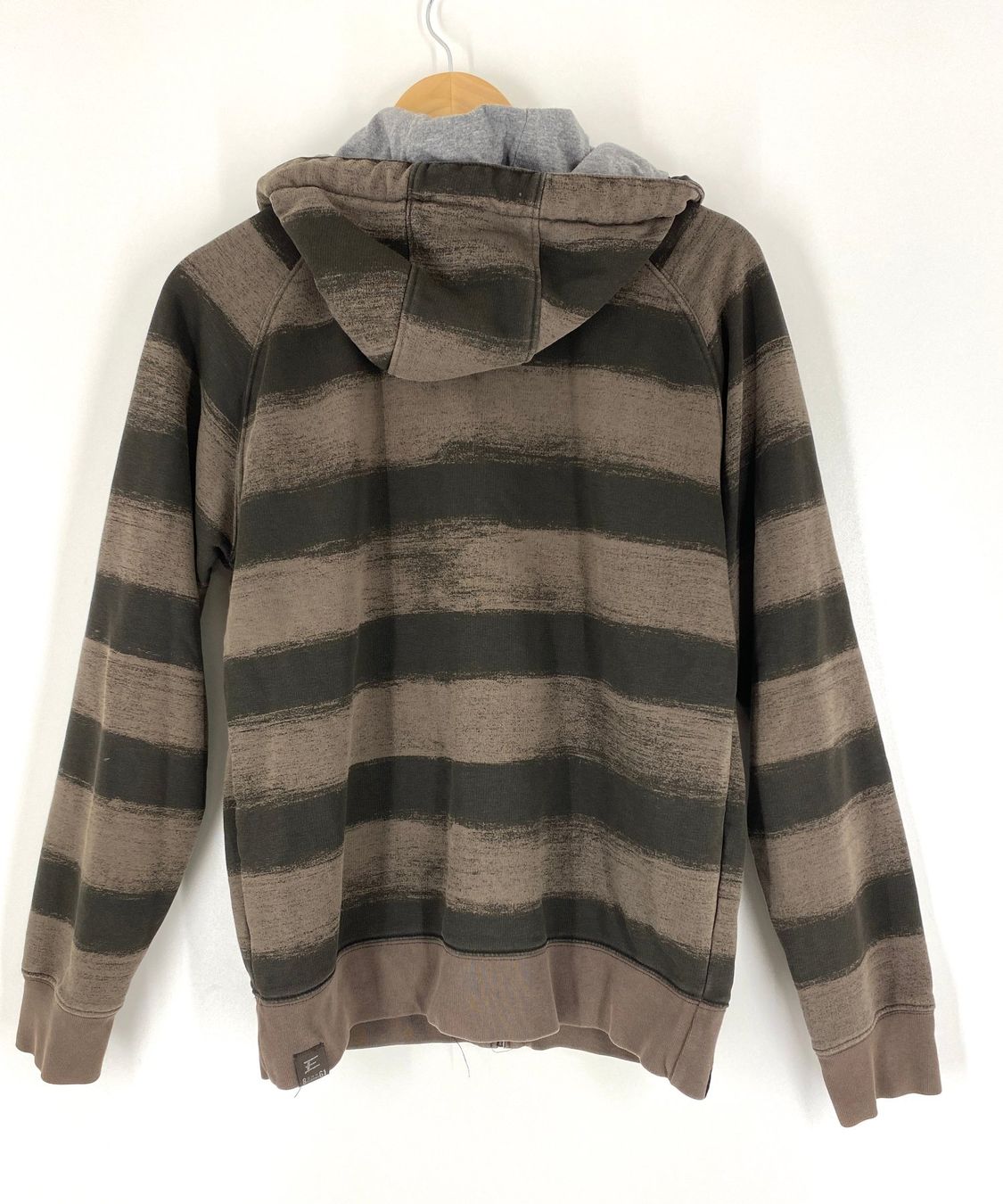 Esprit Jacken: Esprit Sweatjacke mit Kapuze, Grösse M – Gebraucht aus Mülligen von Chleeblatt1941 1