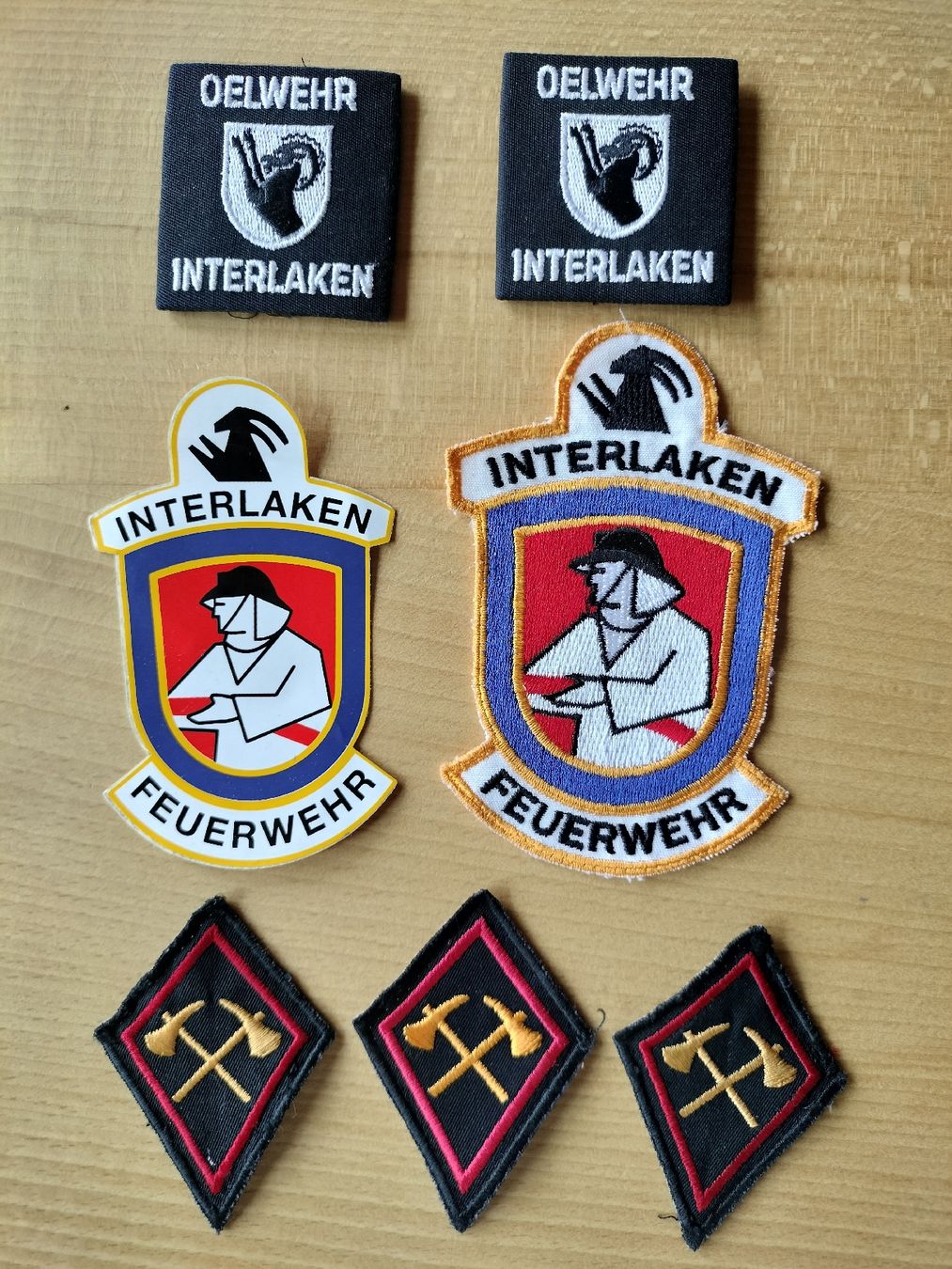 Tutte le decorazioni: Diverse Feuerwehr Interlaken Artikel – Usato da Schwanden Sigrisw venduto da len_9yqg