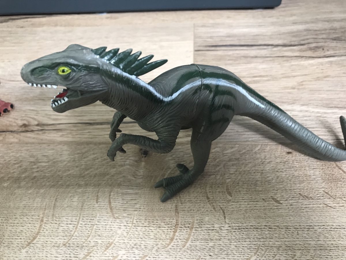 Spielzeuge: 3 Spielfiguren Tiere – Gebraucht aus Selzach von SB09 3