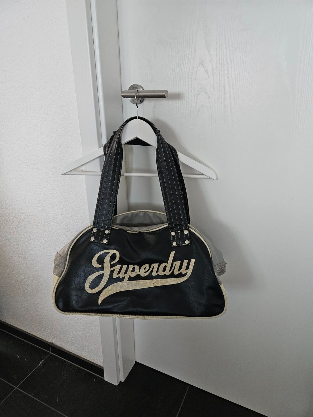 Superdry Borse: Superdry Japan  Handtasche/ Reisetasche – Usato da Tann venduto da Pepiino
