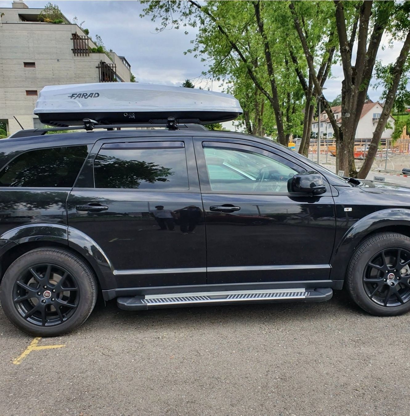 Coffres de toit: Dachbox – D'occasion à Kreuzlingen par zebrone81 5