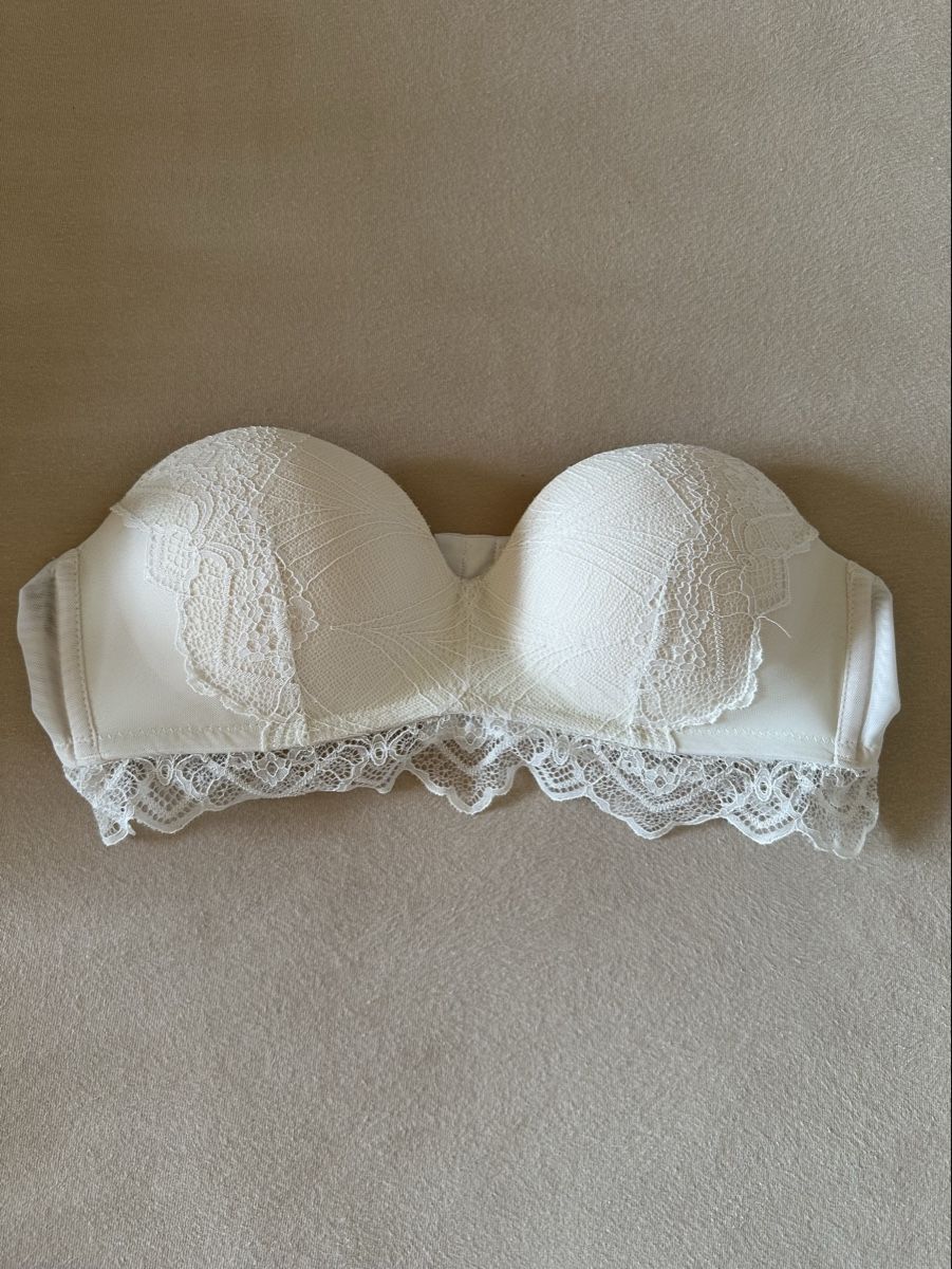 Intimissimi Altra biancheria intima: Wunderschöner, weisser BH mit Spitze – Usato da Wetzikon ZH venduto da eli_k7fq