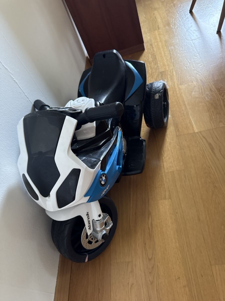 BMW Veicoli per bambini: Bmw akkü motor kinder – Usato da Biglen venduto da goz_h8dv