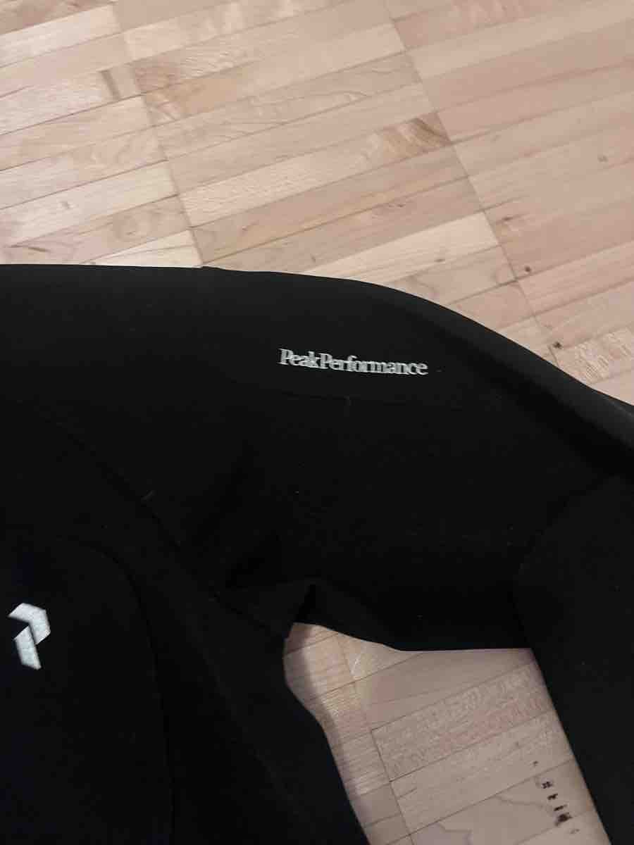 Peak Performance Maglioni & Felpe: Peak Performance Kapuzenpulli Herren L – Usato da Zürich venduto da Muegsli 1