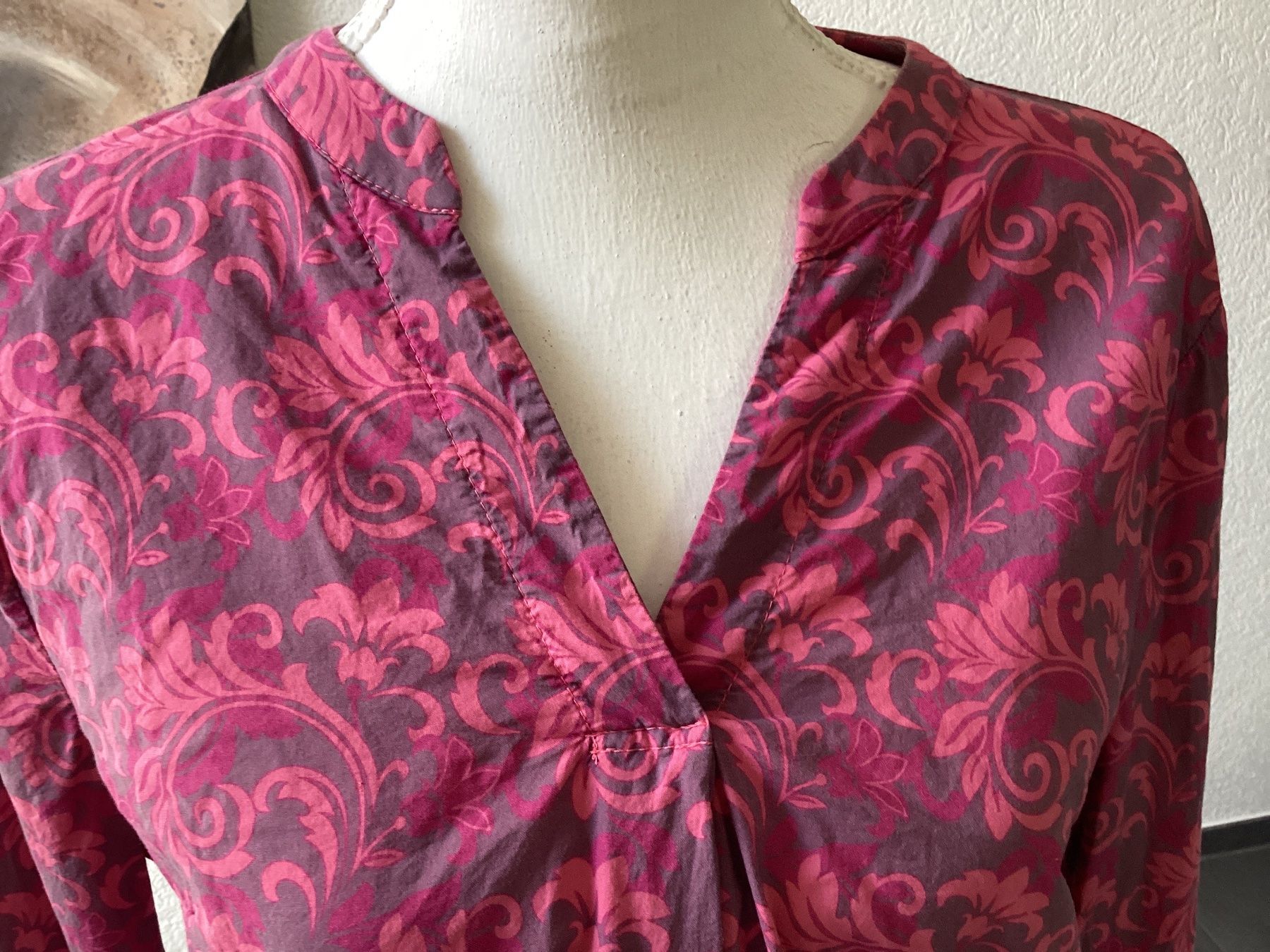 Please Jeans Blusen: Please Langarmbluse pink/grau gemustert Gr. M – Gebraucht aus Homberg b. Thun von Homata 1