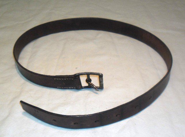 Schweizer Armee Gürtel: Ceinturon 100 cm , 1938 – Gebraucht aus Büren SO von omsa