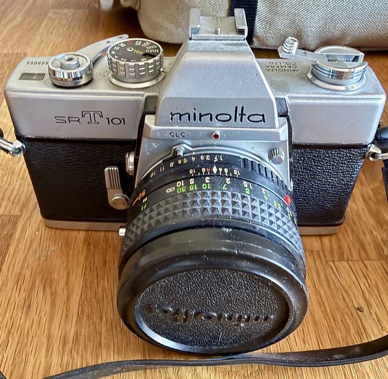 Fotocamera: Minolta SRT 101 Set – Usato da Nidau venduto da M_Reinhard