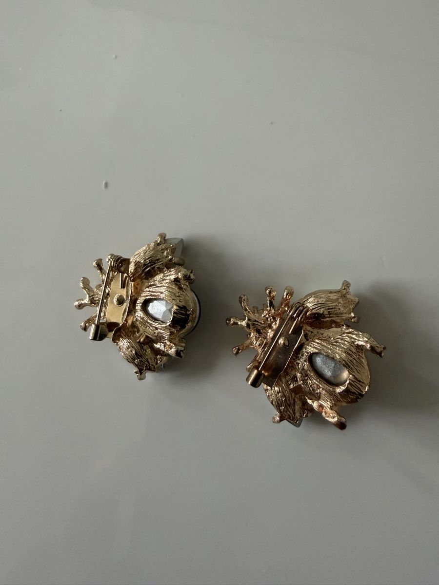 Spille & Fermagli: Two brooches – Usato da Founex venduto da tin_5wwq 1