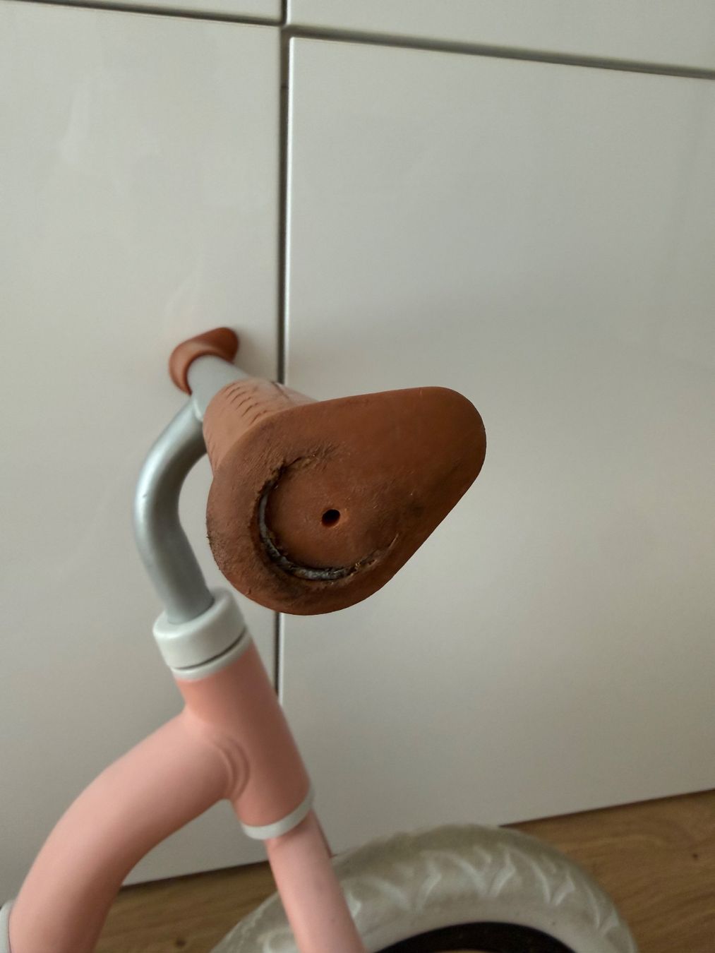 Veicoli per bambini: Chillafish Laufrad rosa – Usato da Opfikon venduto da BananaGio01 5