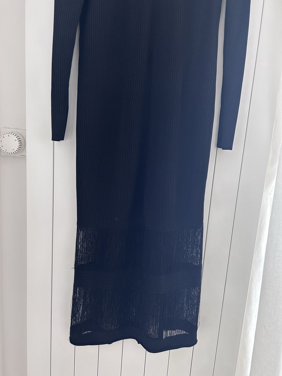Arket Robes: Robe Arket noir M – D'occasion à Genève par Sarahchge 4