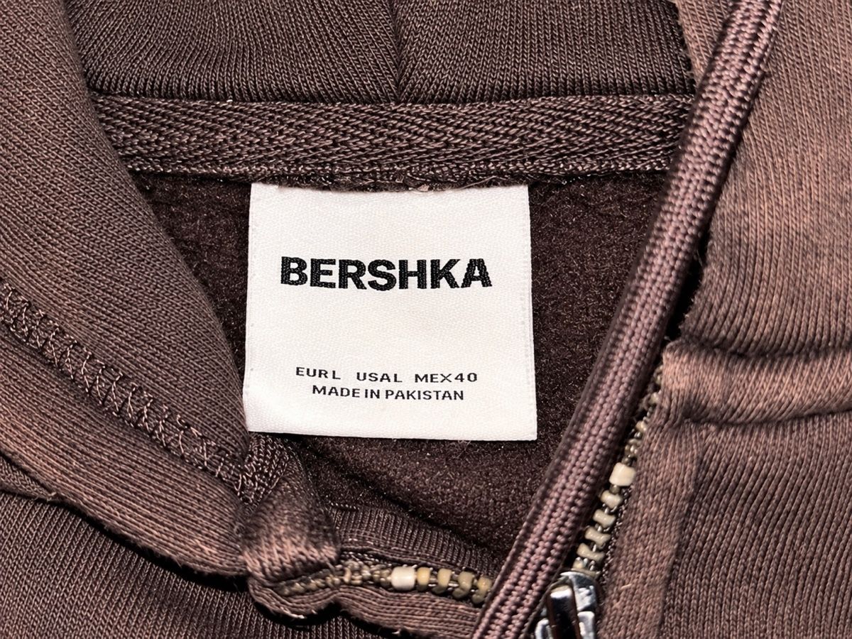 Bershka Jacken: Bershka Zipper L – Gebraucht aus Bassersdorf von lev_75cn 1