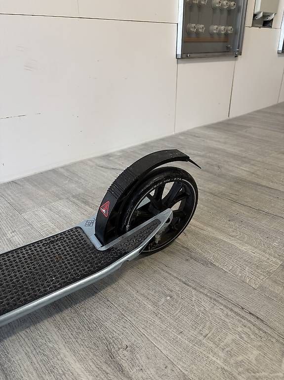 Scooter: Scooter  – Usato da Basel venduto da vic_gnc2 3