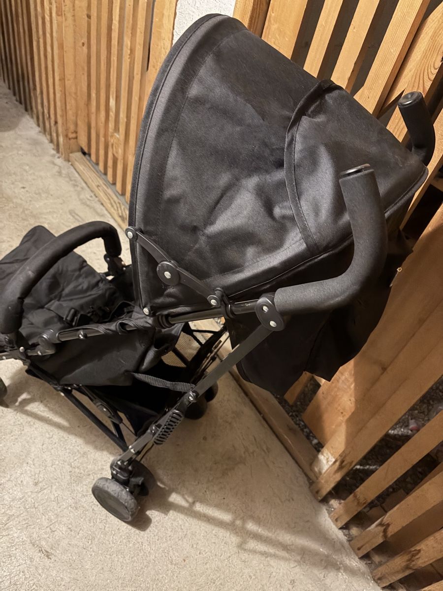 Carrozzine: Kinderwagen/Buggy – Usato da Frauenkappelen venduto da SSCN01 2