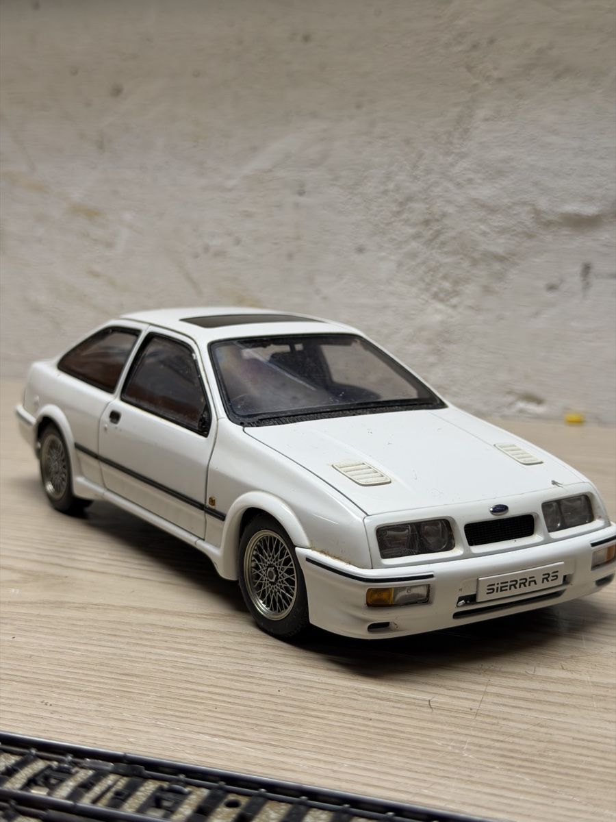 Ford Modellautos: Modelauto Ford Sierra rs 1:18  – Gebraucht aus Herzogenbuchsee von ioa_zcm6 3