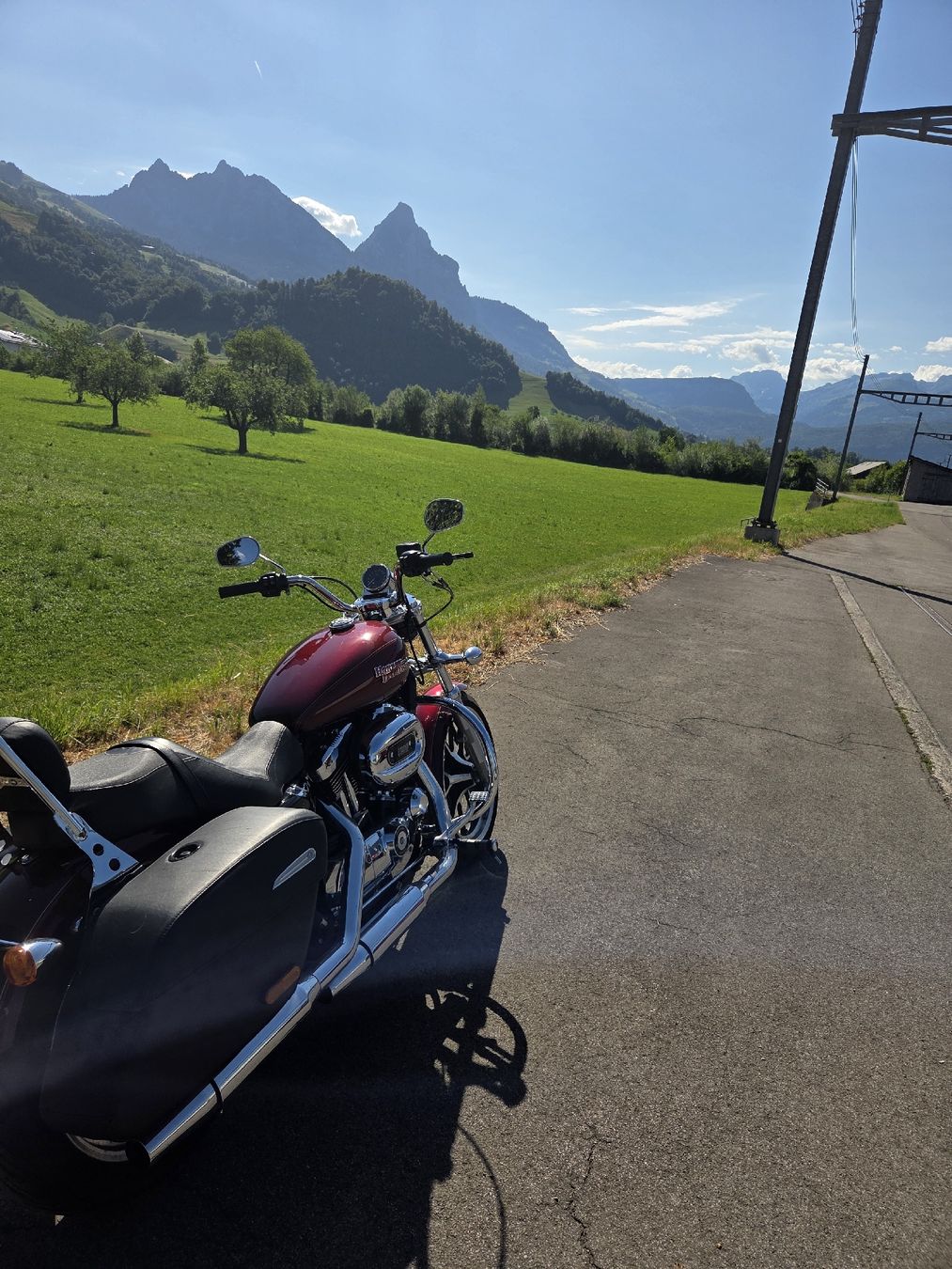 Harley-Davidson Chopper: Harley Davidson XL 1200 T Super Low ABS – Gebraucht aus Brunnen von jan_w8fb 4