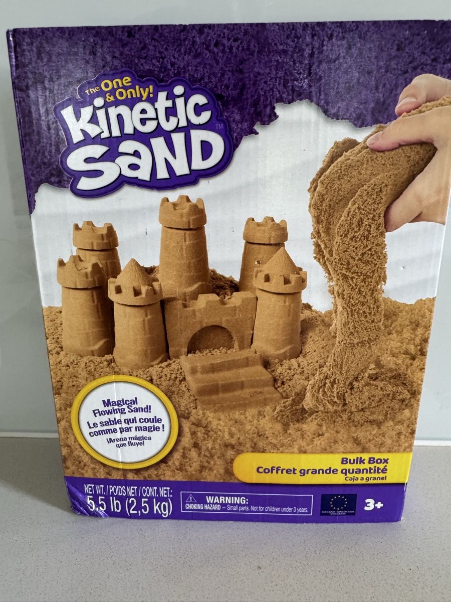 Giocattoli: Kinetic Sand 1.9 kg  – Nuovo (secondo la descrizione) da Zürich venduto da wtpooh