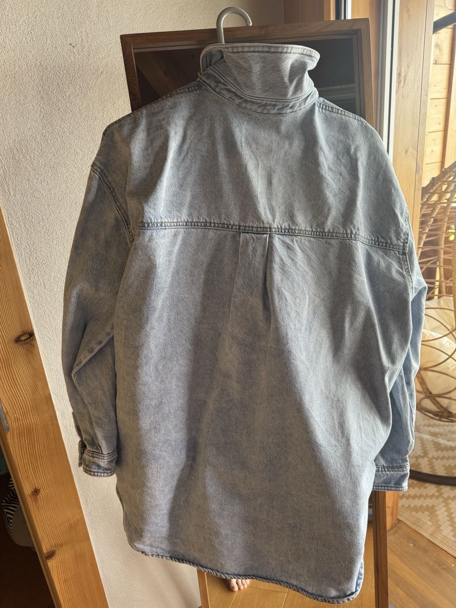 Pull&Bear Camicette: Jolie chemise en jeans Pull&Bear – Usato da Les Giettes venduto da joelledu 1