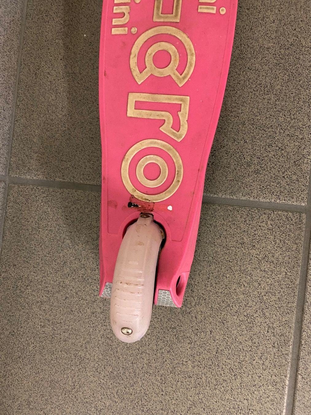 Micro Kickboard: Mini Micro Scooter Pink – Usato da Eschlikon TG venduto da RamonaSt 5