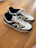 Nike Air Max Turnschuhe Grösse 44 Weiss Blau Schwarz