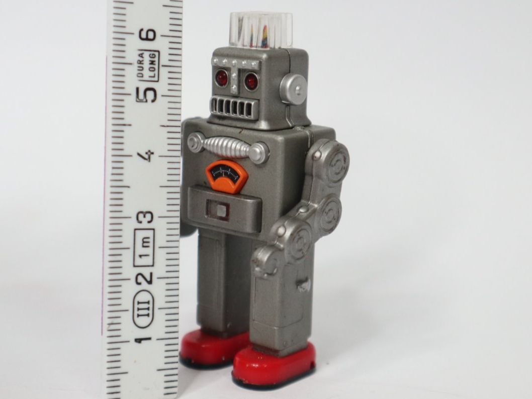 Statuette: Mini Roboter Non Smoking Spaceman Robot Die-Cast Metall – Nuovo (secondo la descrizione) da Eschenbach SG venduto da Astalavista 3