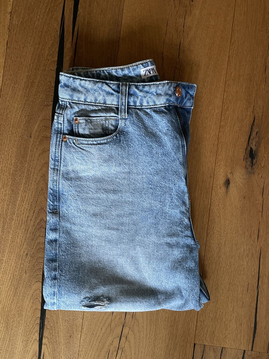 Zara Jeans: Zara Mom Jeans, Gr. 36, hellblau – Usato da Weinfelden venduto da aline.brc