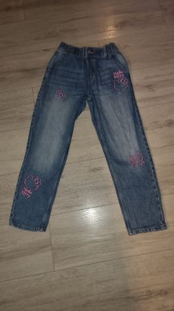 H&M Jeans mit Hello Kitty Motiv, Grösse 140