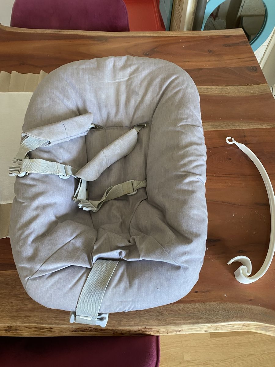 Stokke Hochstühle: New Born set Stokke – Gebraucht aus Aarau Rohr von ila_lv7h