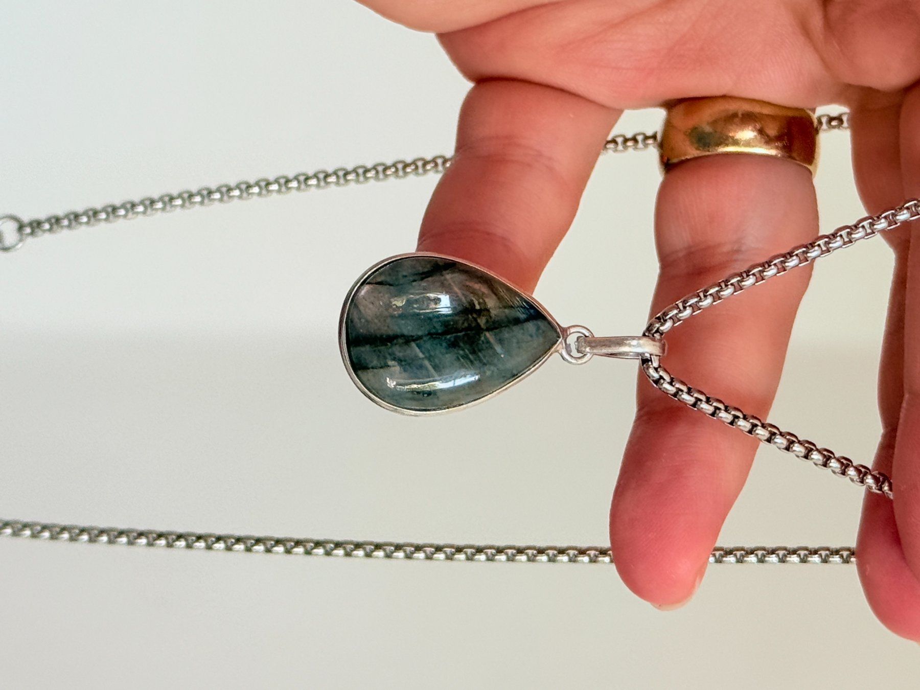 Catenine: Labradorite necklace – Nuovo e nell'imballaggio originale da Genève venduto da AGBERG 2