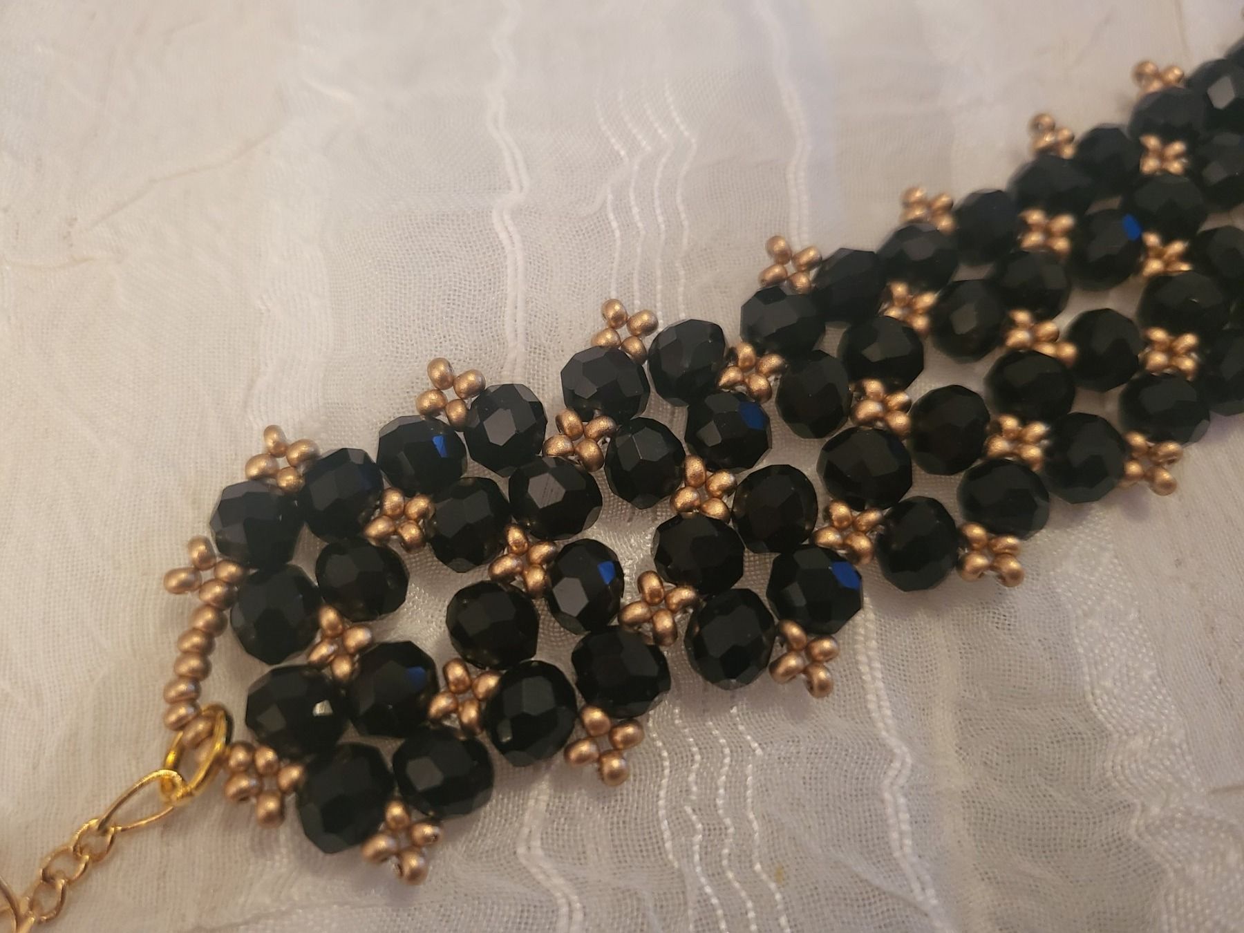 Bracciali & Braccialetti: Handgemachte Armkette aus Glasperlen – Nuovo (secondo la descrizione) da Dietikon venduto da Eleda 1
