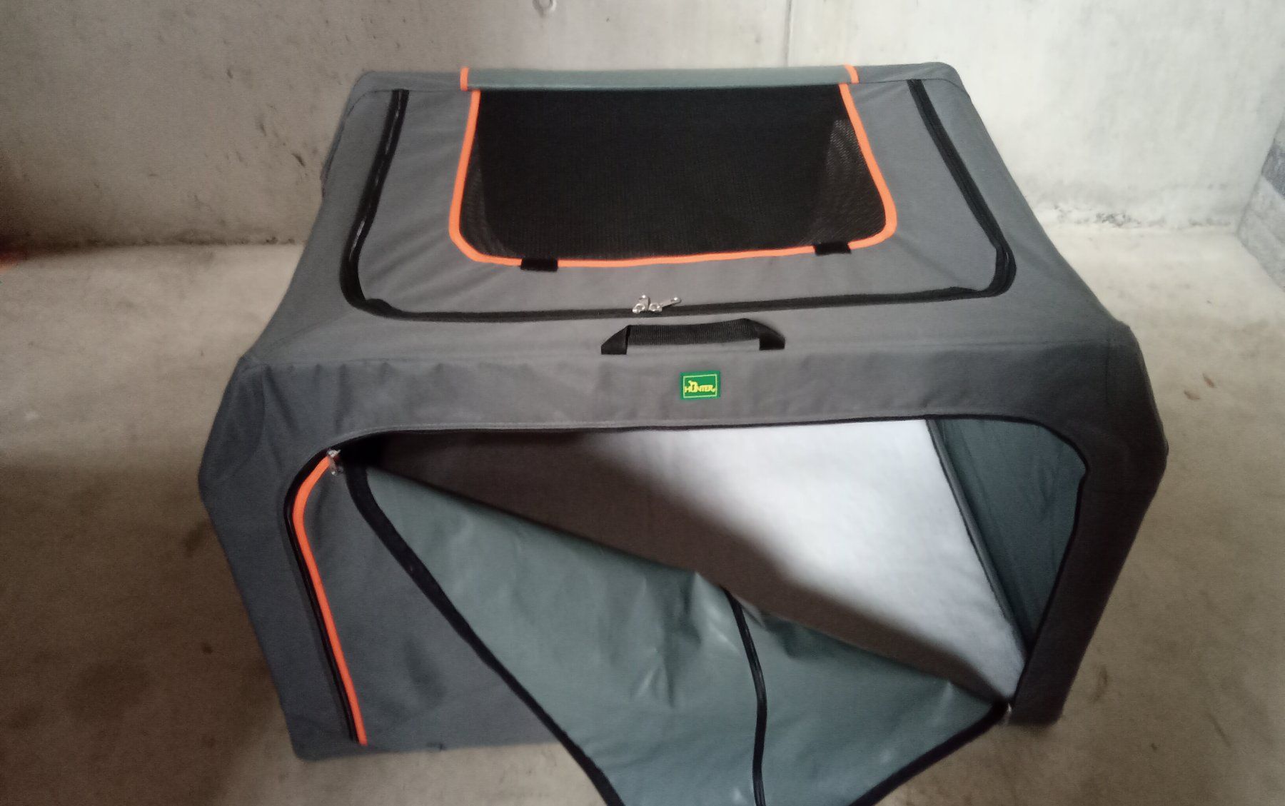Cucce & Letti: Faltbare Hunde Reise Box HUNTER – Usato da Mollis venduto da gar_wqz5 2