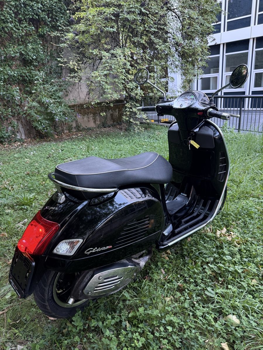 Piaggio Scooter: Piaggio Vespa GTS super125 – Usato da Winterthur venduto da Fabio_46 7