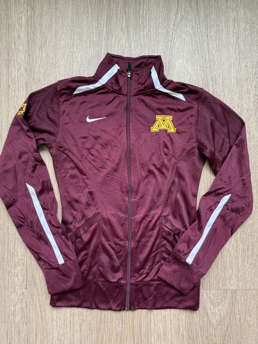 Nike Giacche: Nike Trainingsjacke Minnesota / CS – Usato da Basel venduto da Mezze