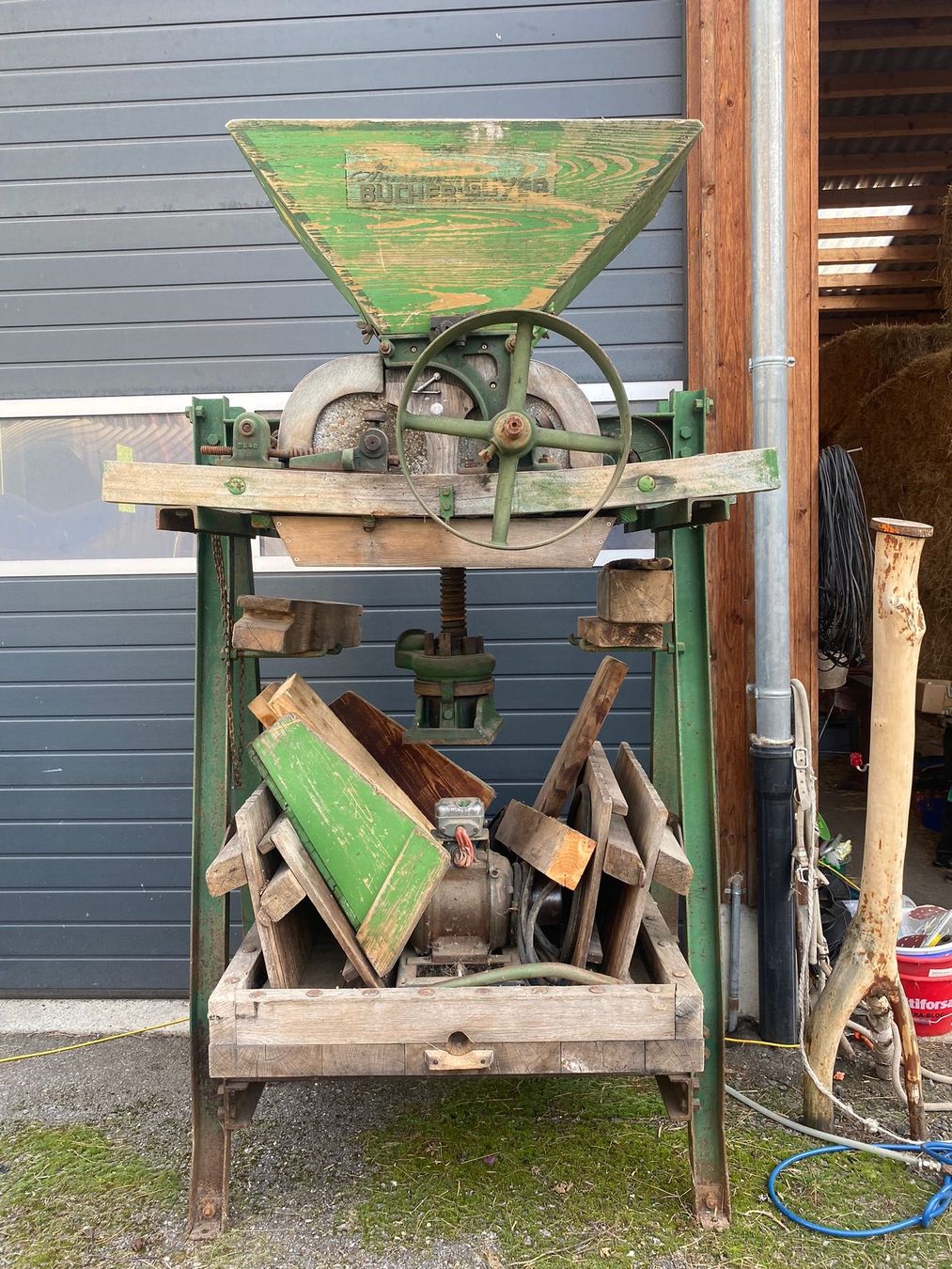 Bucher Toutes les machines: Büchi-Beyer obstpresse – D'occasion à St.Martin par cb587