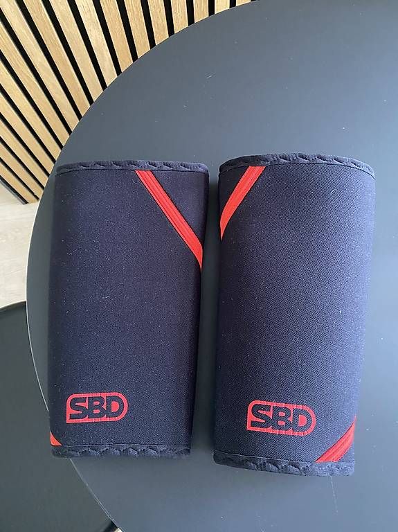 Protezioni & Imbottiture: Knieschoner SBD – Usato da Laupen ZH venduto da Rango3
