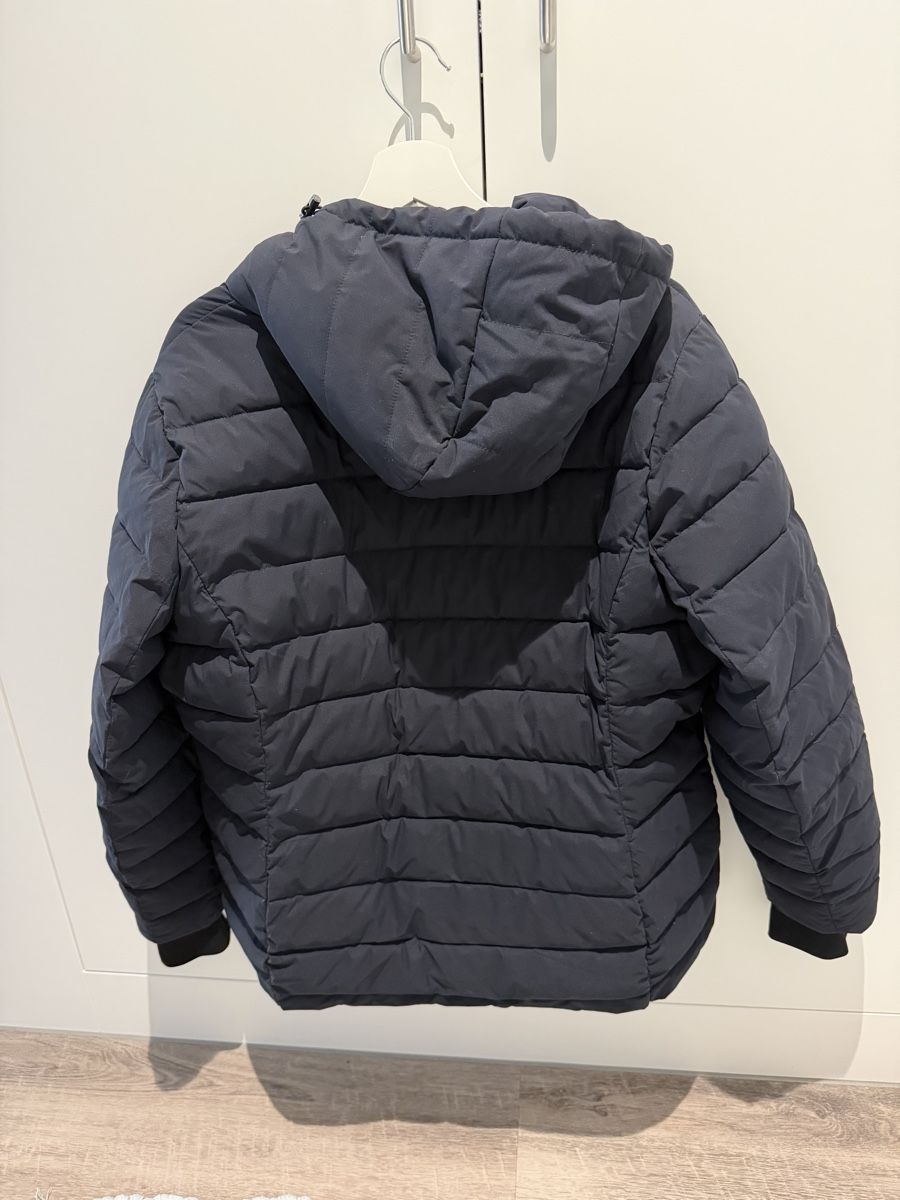 Michael Kors Jacken: Dunkelblaue Michael Kors Jacke – Gebraucht aus Oberarth von tobijost 3
